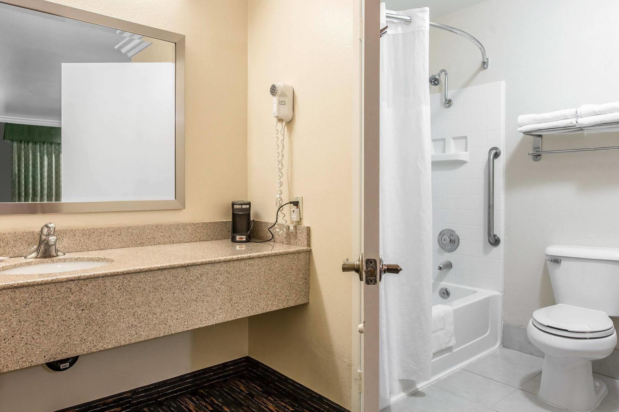 Quality Inn Prestonsburg Exterior foto